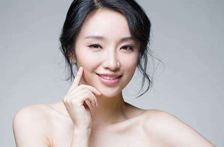 朋友圈激励女人护肤句子,女人护肤心得语录