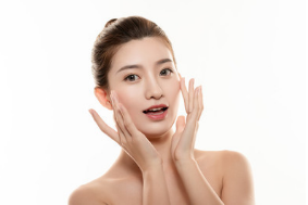 敏感肌肤用什么护肤品?教你敏感肌正确的护肤步骤