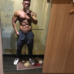 中国肌肉男图片 随处散发的荷尔蒙魅力